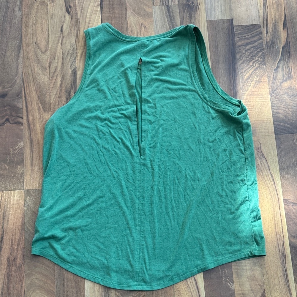 Athleta Green Tank Top - Picture 4 of 7